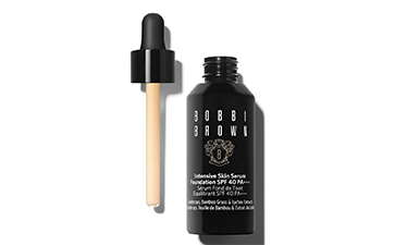 怎樣辨別芭比布朗蟲草粉底液的真假？